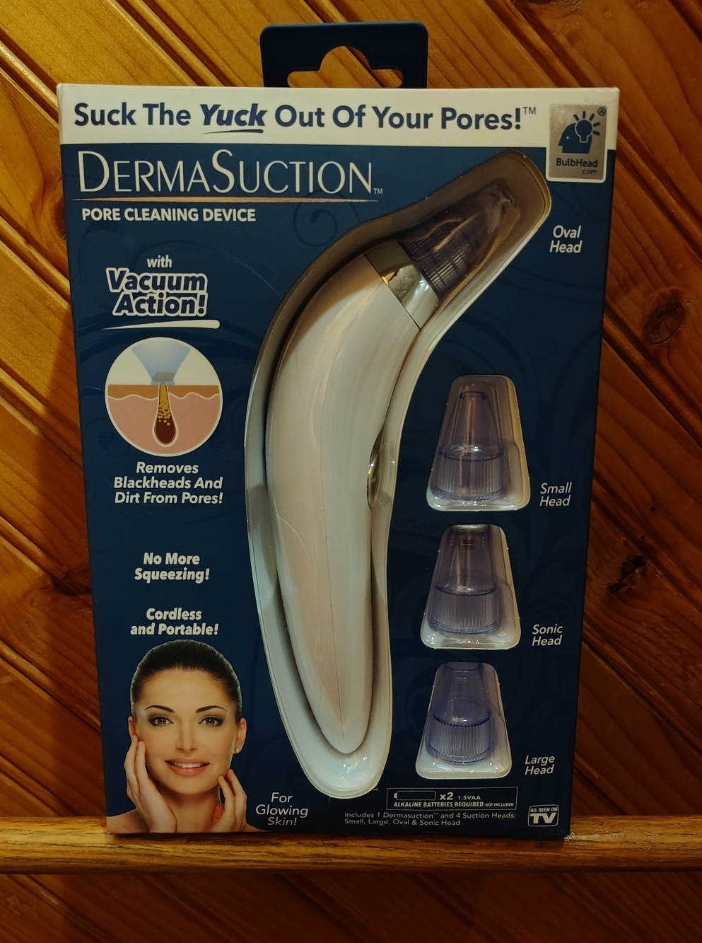 New DermaSuction Pore Cleaning Device For Skin Pimples Blackheads Sealed